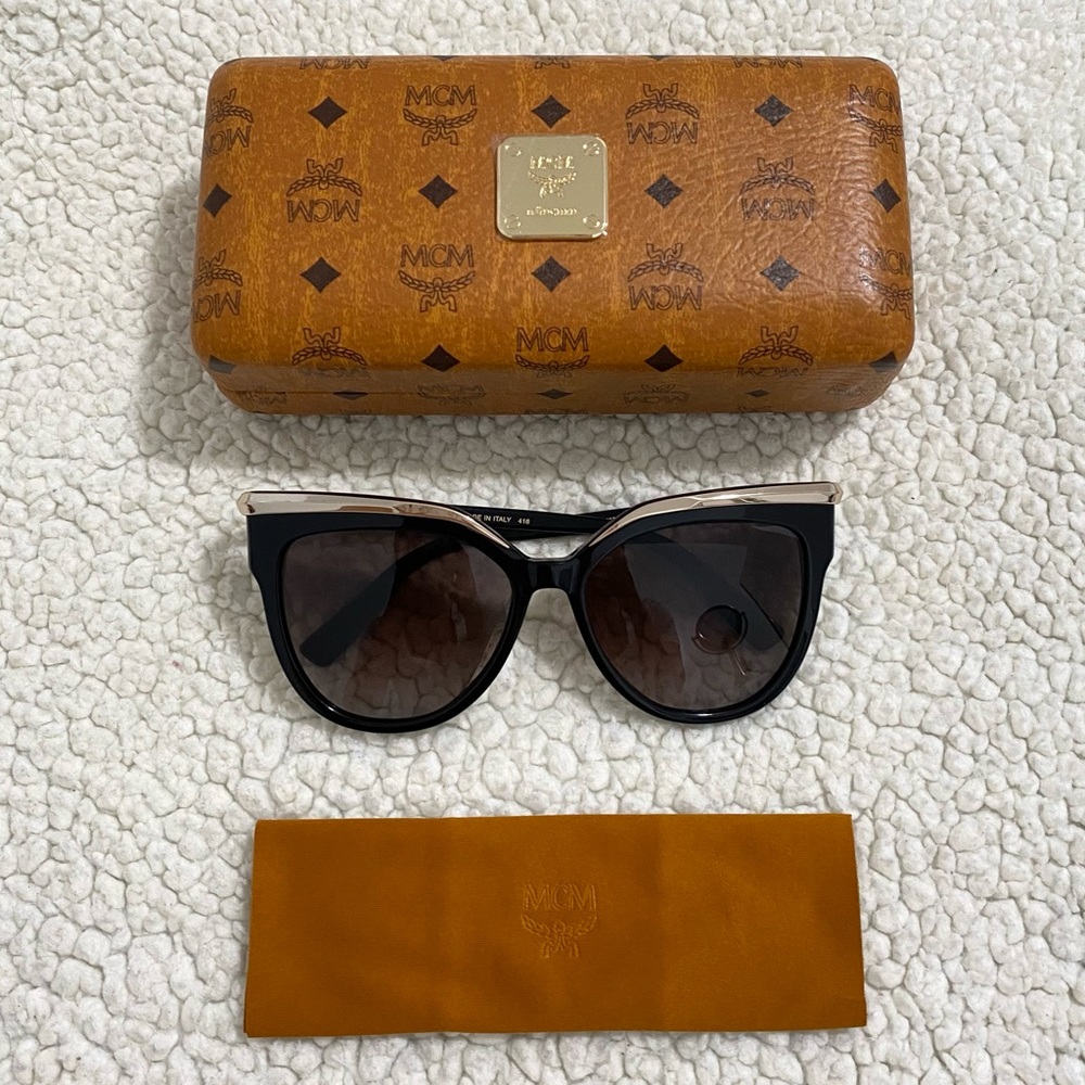 💯% Authentic MCM 637 SK BLACK Sunglasses 😎